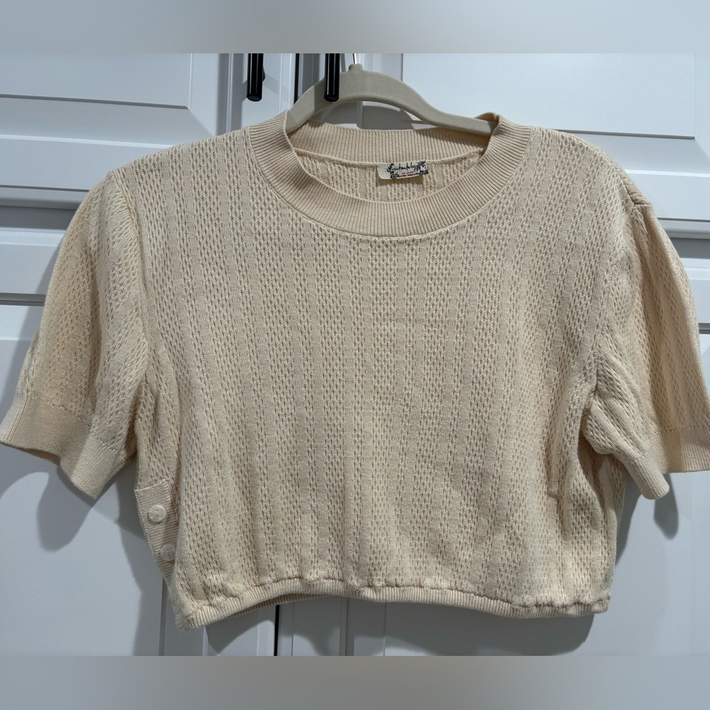 Free people - Intimately free Cropped Sweater with side button detail size M